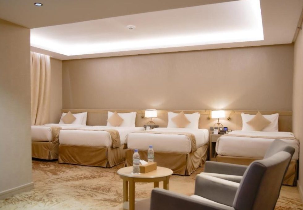 Finda-Hotel-03